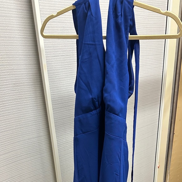 Bebe CROSS FRONT MAXI DRESS - Picture 5 of 7